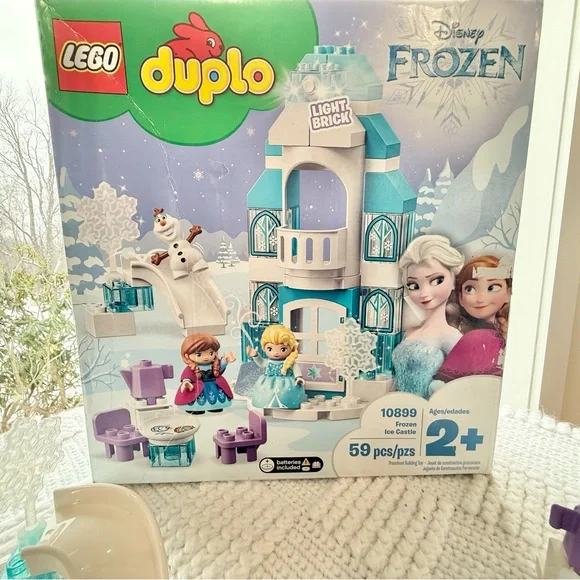 LEGO DUPLO Disney Princess Frozen Ice Castle 10899 Building Toy with Light Brick - Picture 3 of 10